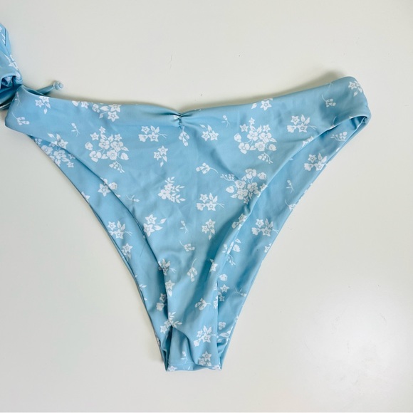 Blue Ditsy Floral Strappy Tie Back Ruched High Leg Bikini Swim Set - Picture 4 of 6